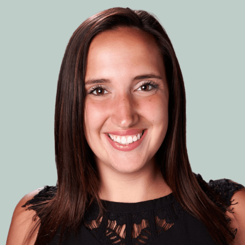 Kaitlin headshot